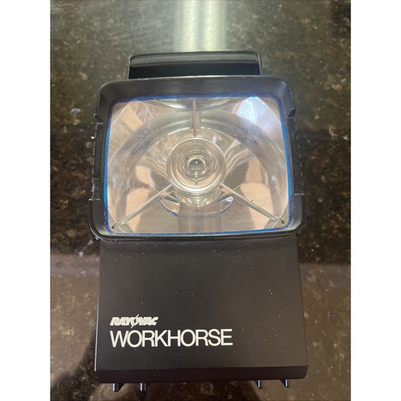 RAYOVAC WORKHORSE‎ FLASHLIGHT Emergency Floodlight Red Beam & Flash Vintage - Picture 1 of 6